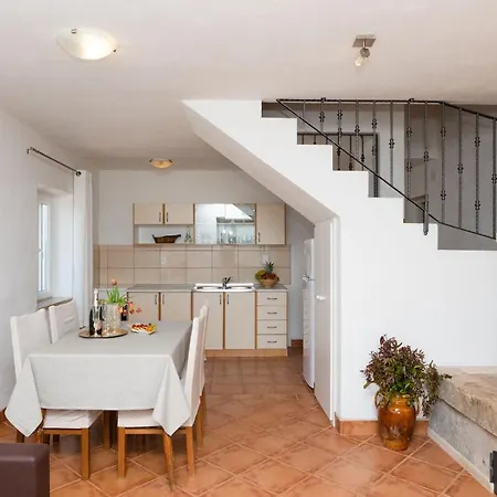 House Marina Postira
